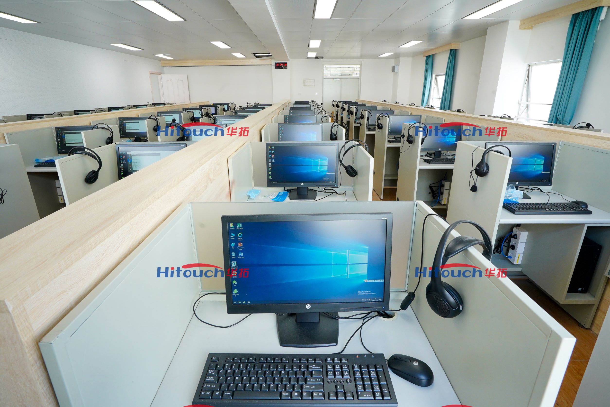 深圳中学语音教室